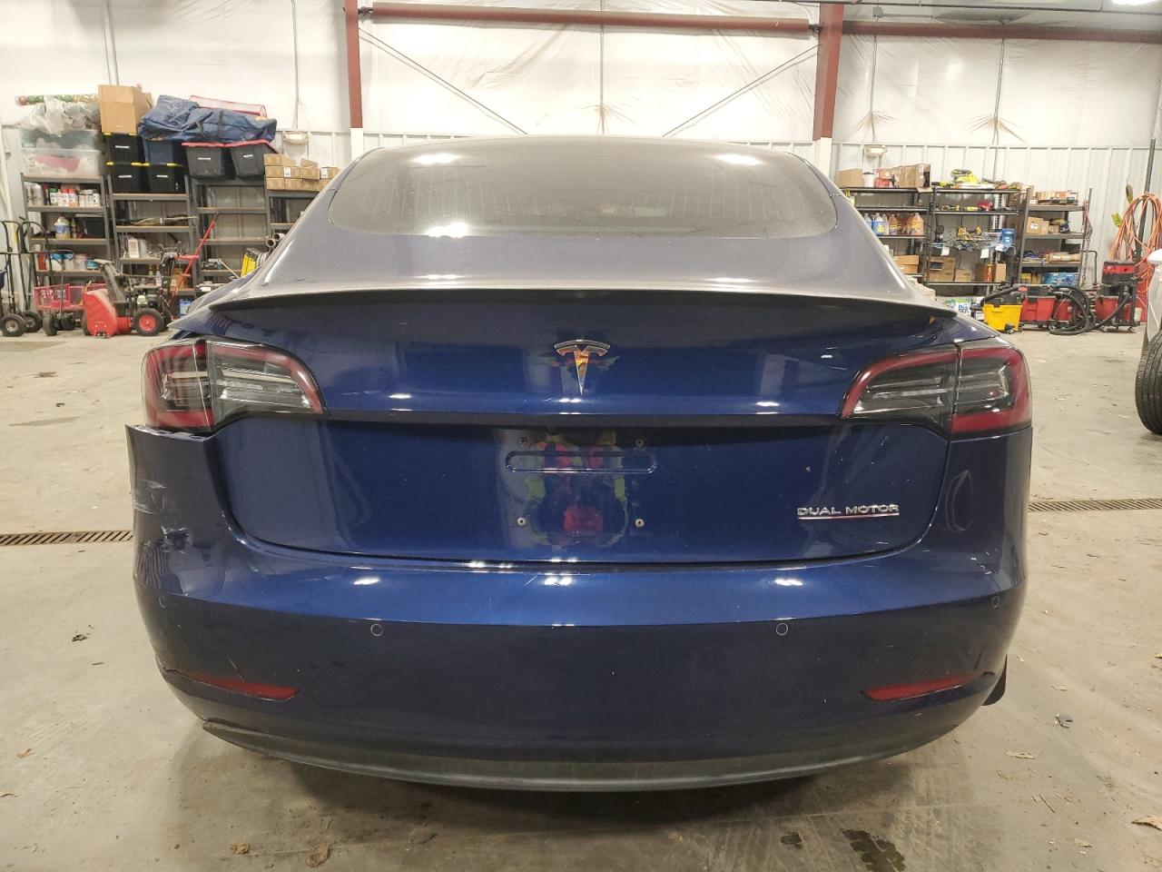 2018 Tesla Model 3 VIN: 5YJ3E1EB6JF106292 Lot: 92739095