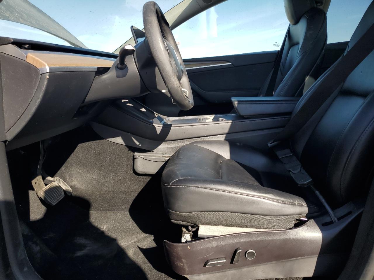 2022 Tesla Model Y VIN: 7SAYGAEE1NF514878 Lot: 90828655