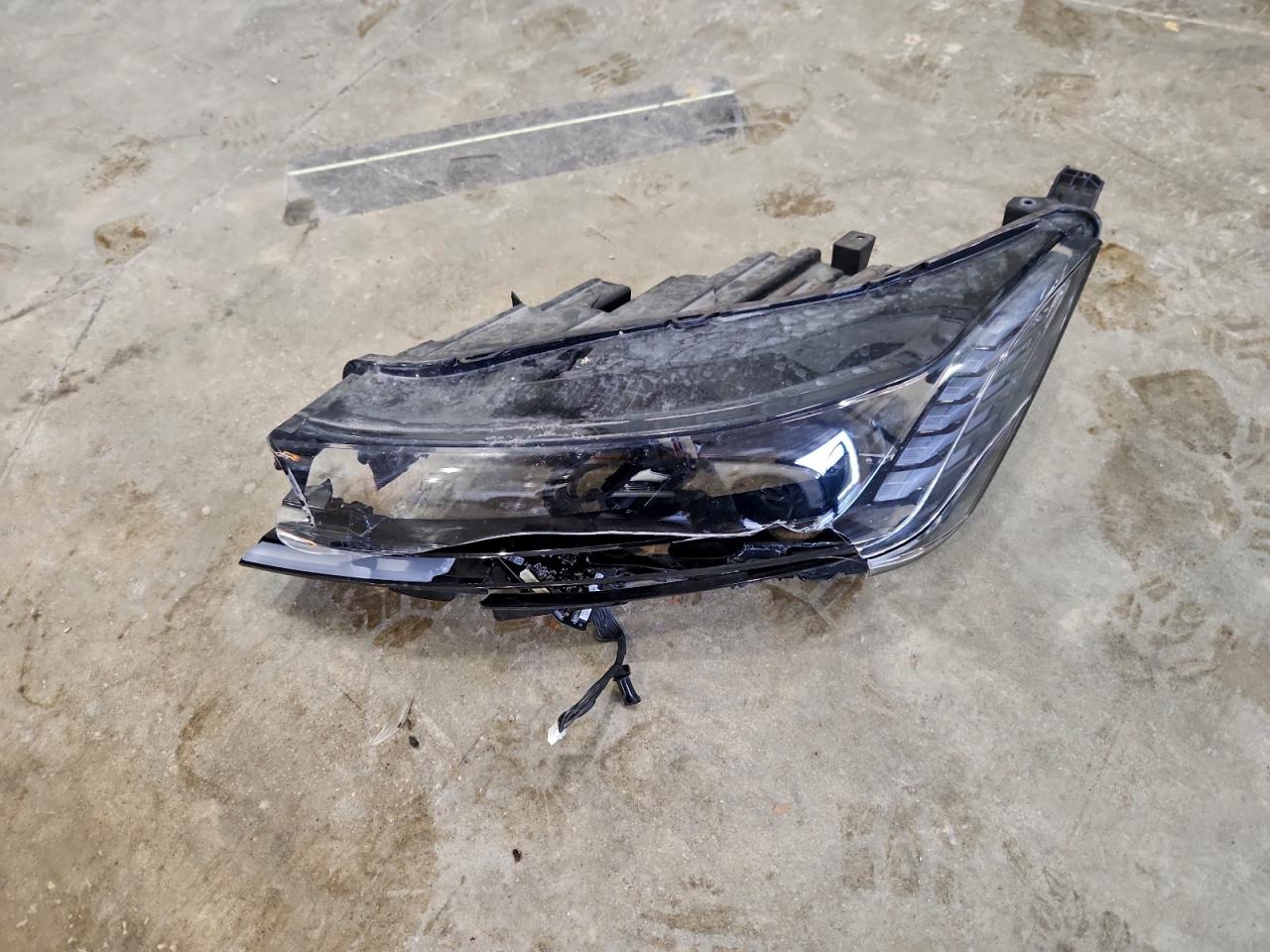 2024 Lincoln Nautilus Reserve VIN: 5LMPJ8KA6RJ839585 Lot: 92534845