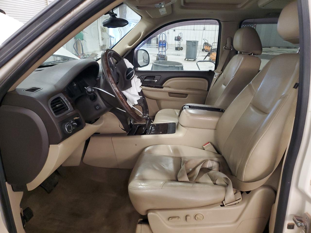 2013 GMC Yukon Xl Denali VIN: 1GKS2MEF8DR360095 Lot: 92421285