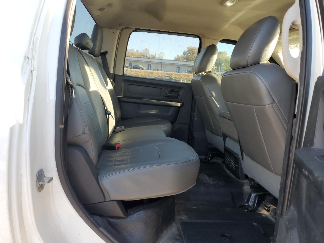 2014 Ram 2500 St VIN: 3C6TR5CT3EG288175 Lot: 91379415