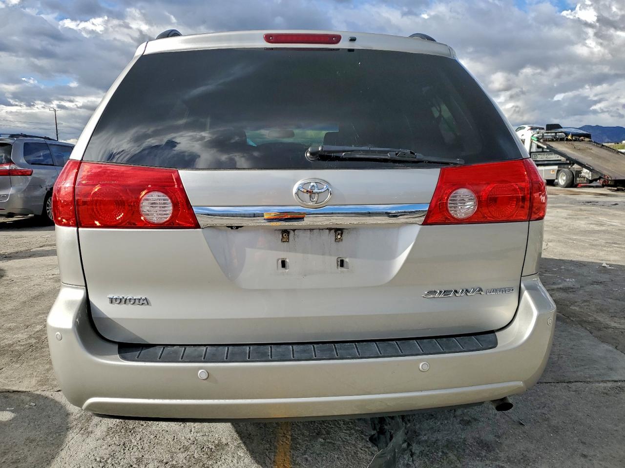 2008 Toyota Sienna Xle VIN: 5TDZK22C38S206930 Lot: 93493455