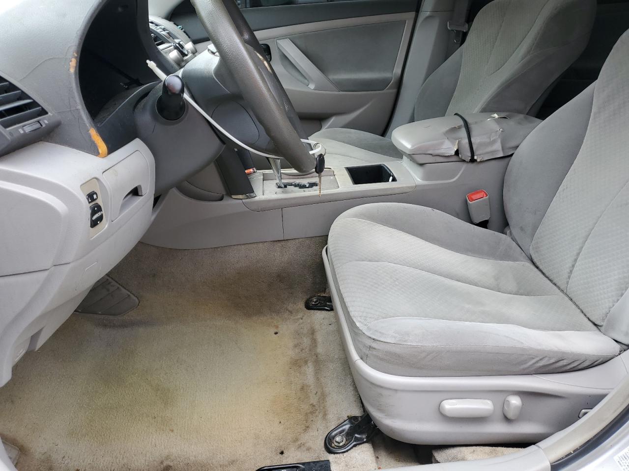 2009 Toyota Camry Base VIN: 4T1BE46K09U330068 Lot: 93260875