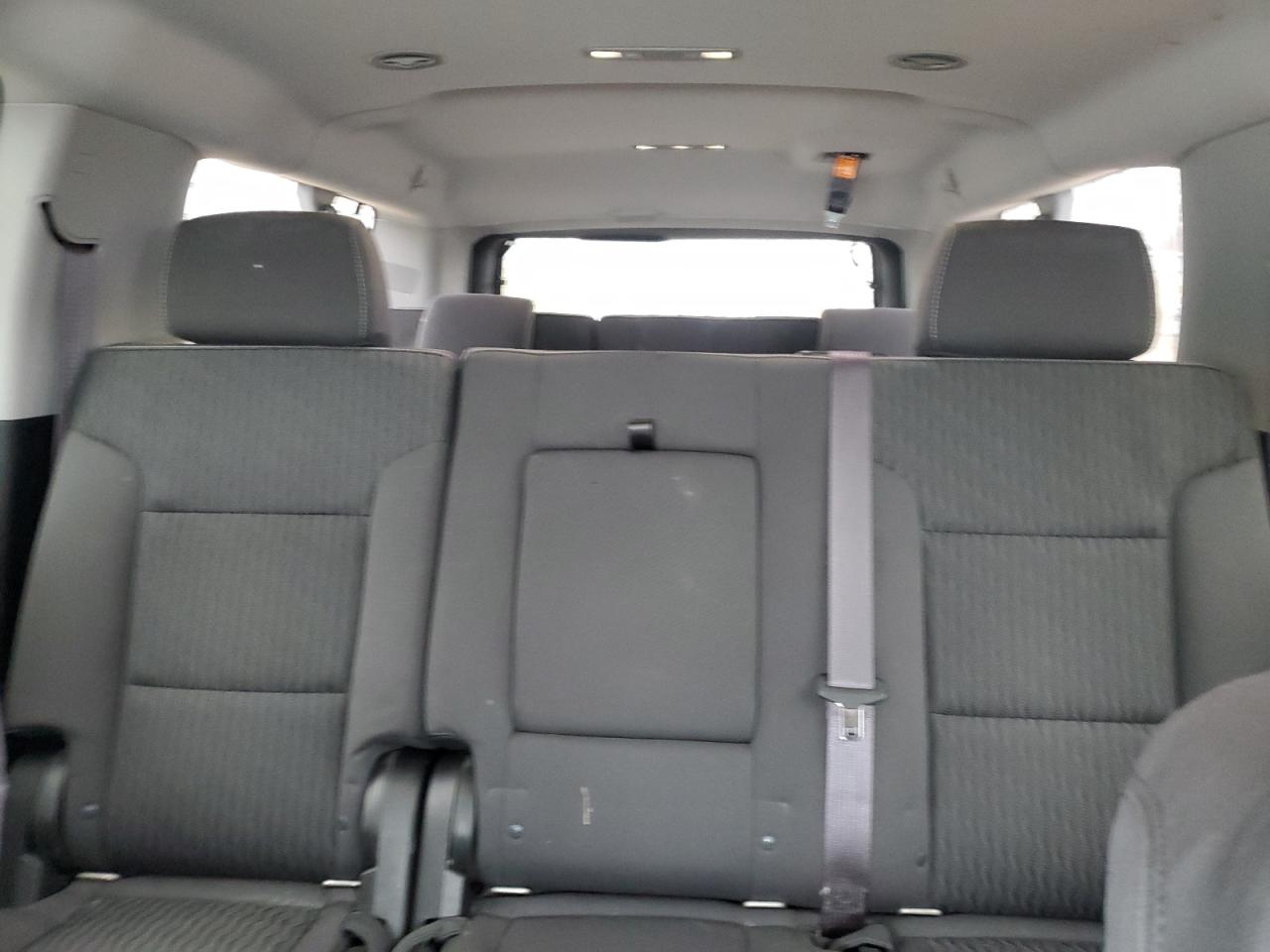 2017 Chevrolet Suburban K1500 Ls VIN: 1GNSKGKC2HR359268 Lot: 91781165