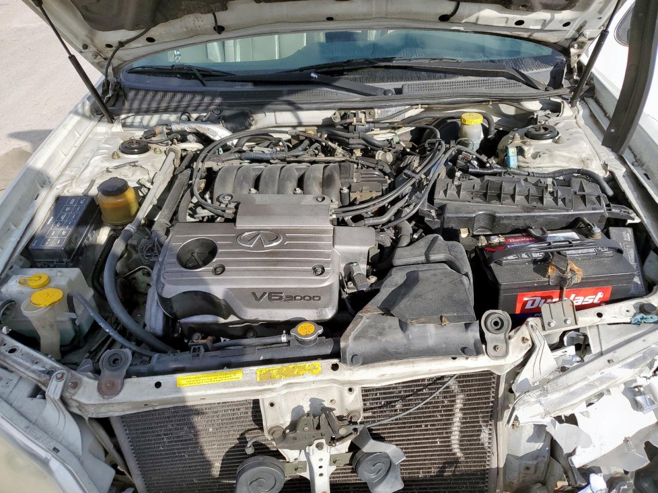 2000 Infiniti I30 VIN: JNKCA31A0YT126161 Lot: 92934825