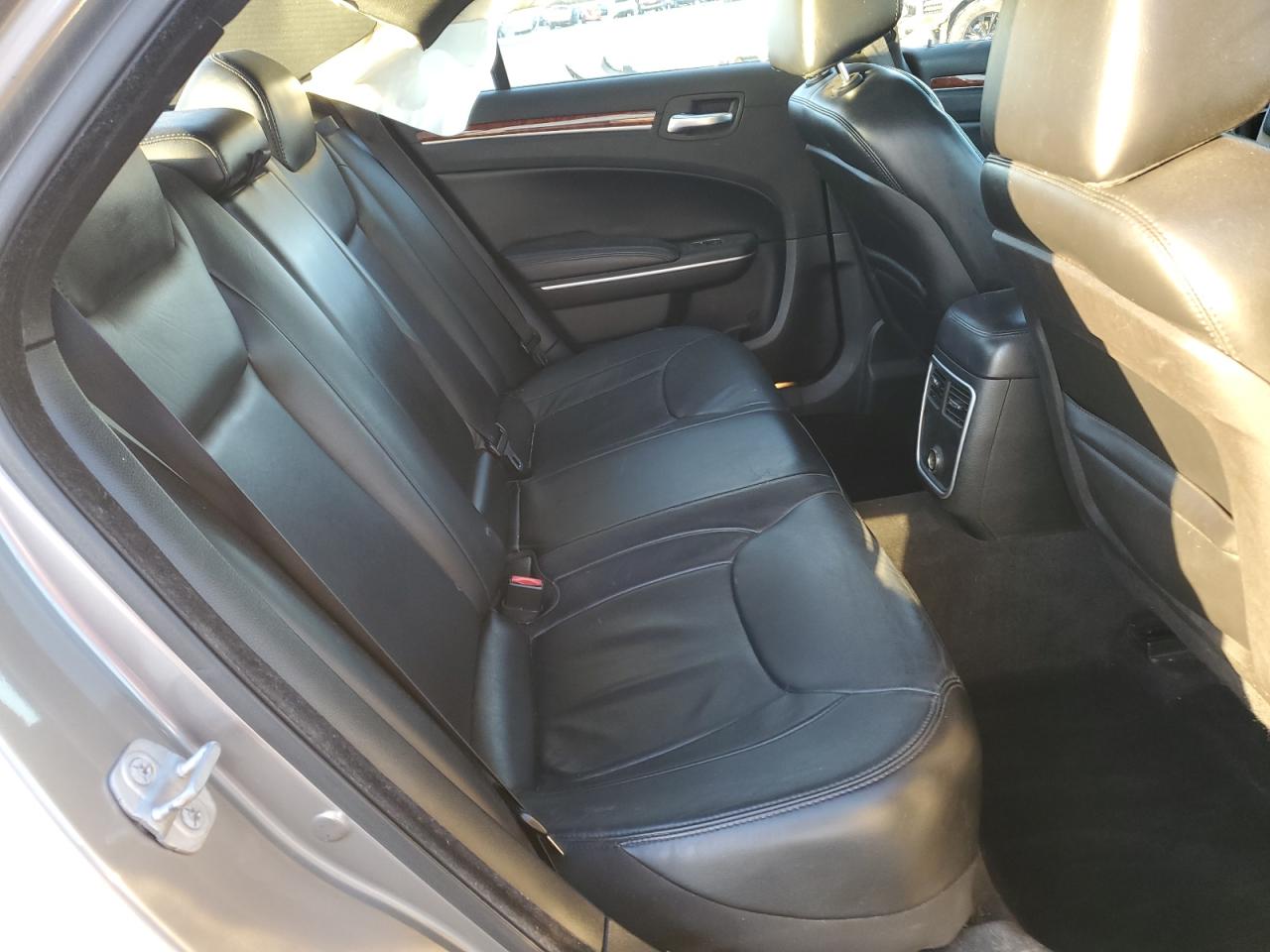 2014 Chrysler 300 VIN: 2C3CCAAG5EH228301 Lot: 92348395