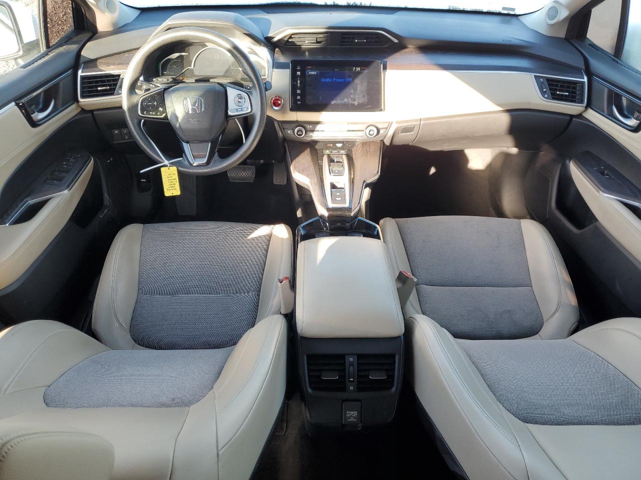 2018 Honda Clarity VIN: JHMZC5F18JC000211 Lot: 92854485