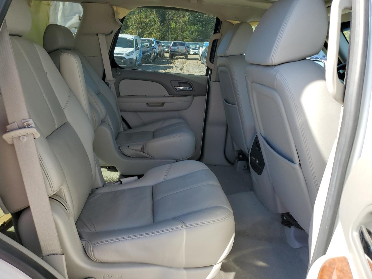 2007 GMC Yukon VIN: 1GKFC13037R424057 Lot: 91096285