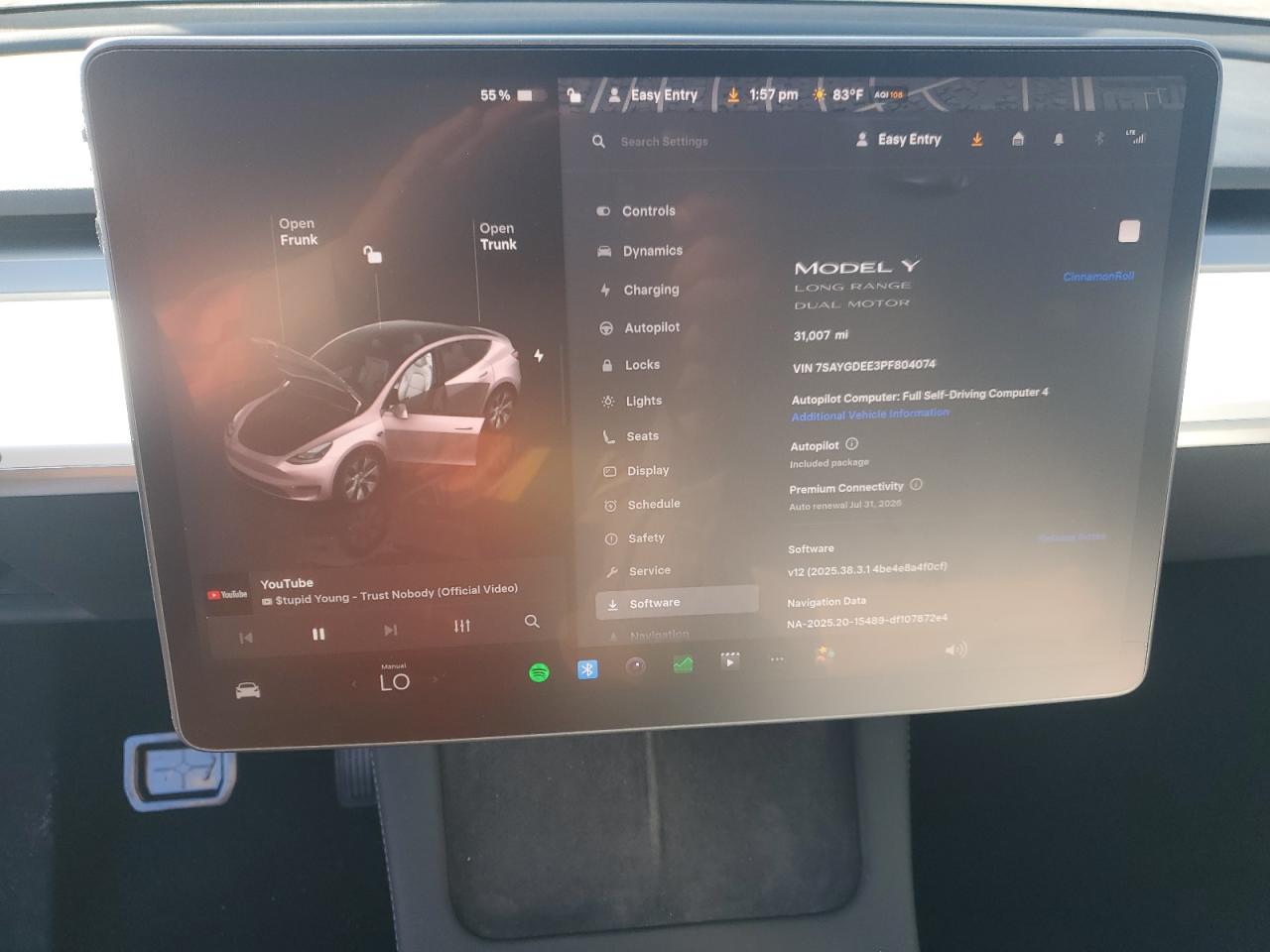 2023 Tesla Model Y VIN: 7SAYGDEE3PF804074 Lot: 90860945