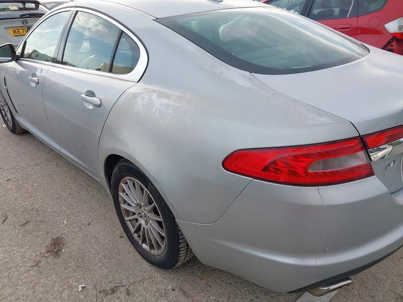 2010 JAGUAR XF 3.0 V6 LUXURY 4DR AUTO
