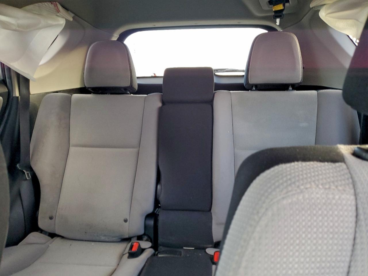 2016 Toyota Rav4 Xle VIN: 2T3RFREV5GW480816 Lot: 93900765