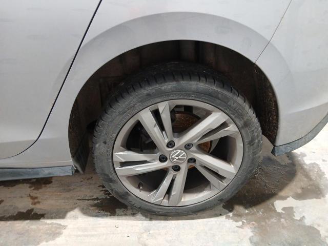 2023 VOLKSWAGEN GOLF