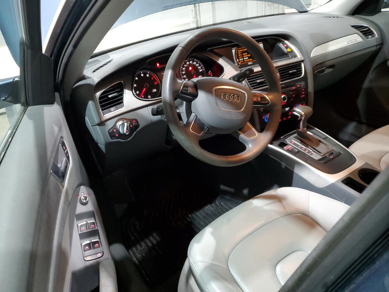 2015 Audi A4 Premium VIN: WAUBFAFL2FN021956 Lot: 90920995