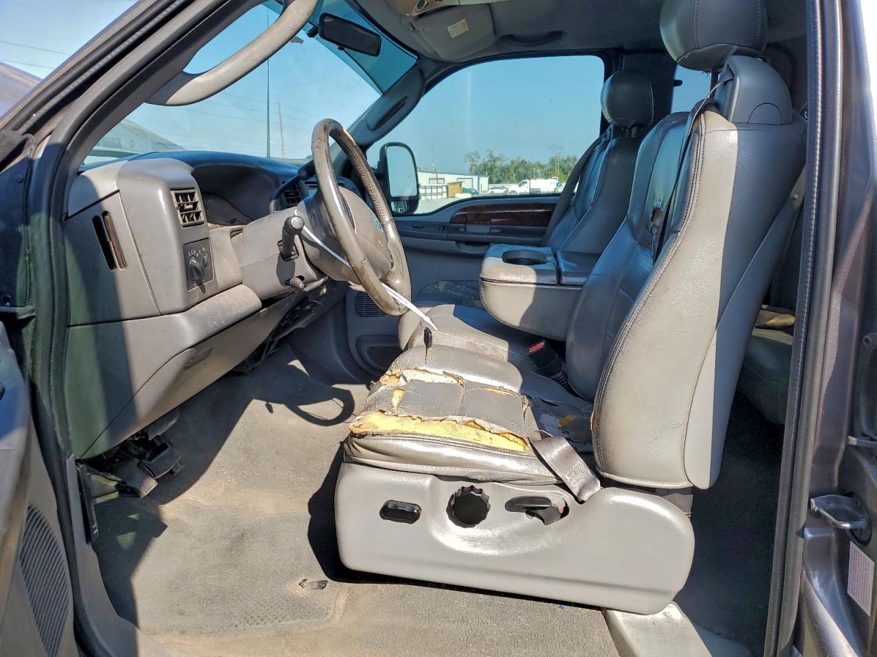 2003 Ford F250 Super Duty VIN: 1FTNX21L93EB13801 Lot: 94271395