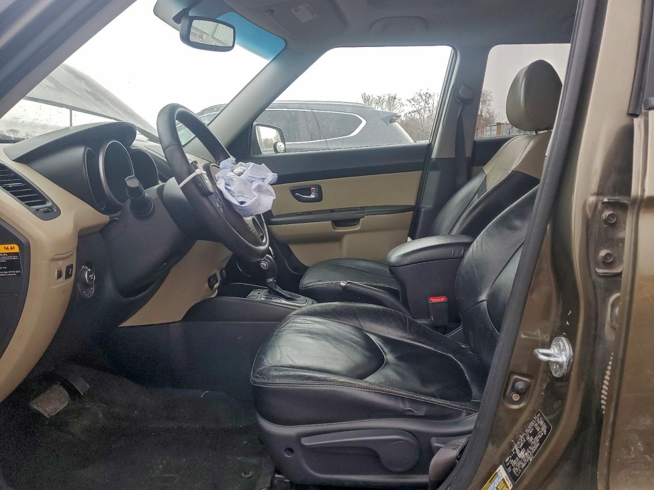 2012 Kia Soul + VIN: KNDJT2A67C7442053 Lot: 93926705