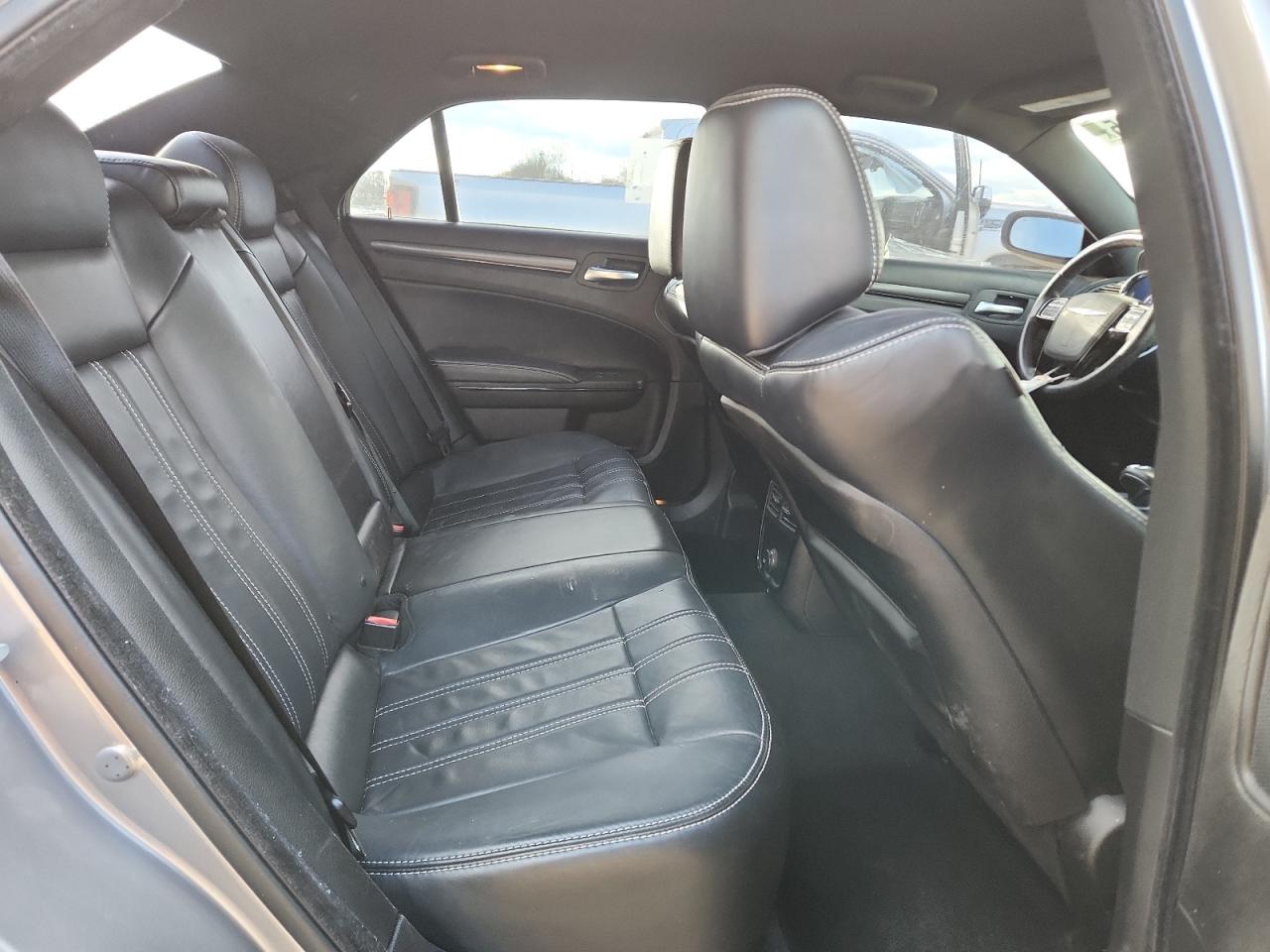 2014 Chrysler 300 S VIN: 2C3CCABG8EH330996 Lot: 92194195