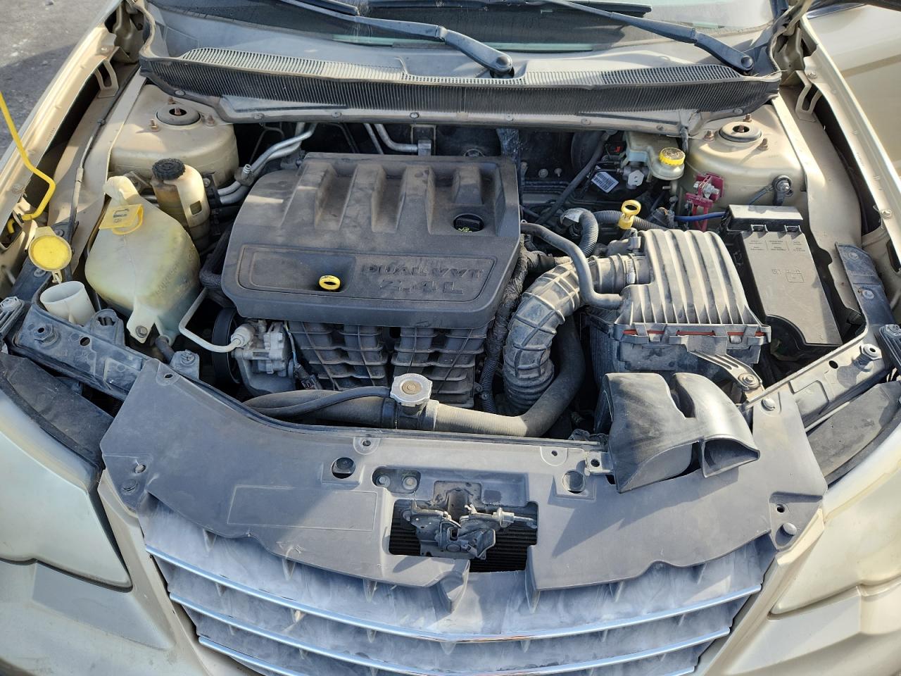 2010 Chrysler Sebring Touring VIN: 1C3CC4FB6AN152930 Lot: 92877345