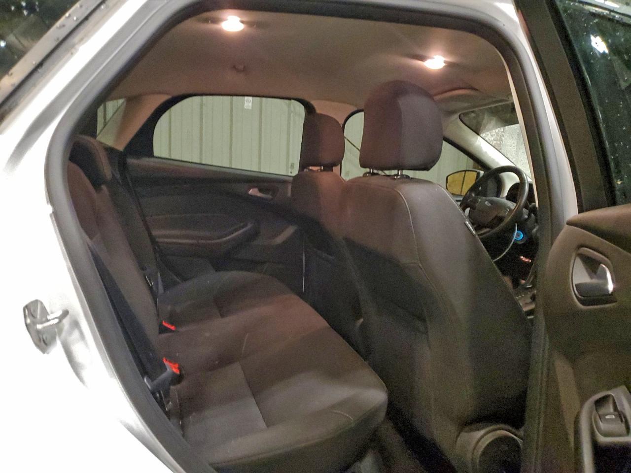 2016 Ford Focus Se VIN: 1FADP3F25GL303524 Lot: 94523175