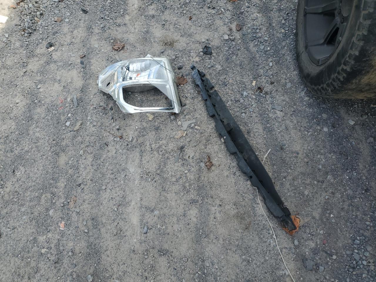 2015 Ford F350 Super Duty VIN: 1FT8W3BT4FED13218 Lot: 92572025