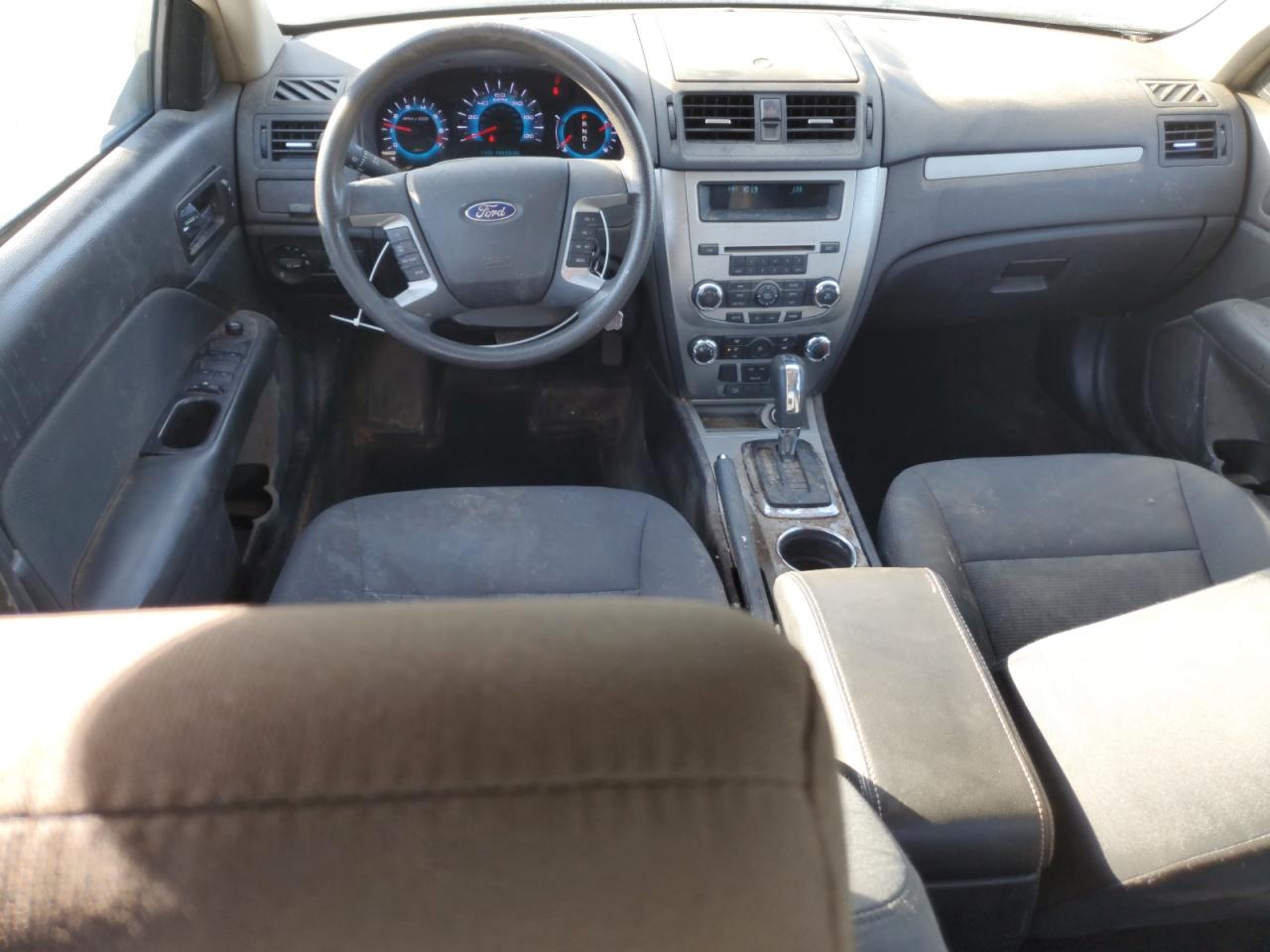 2011 Ford Fusion Se VIN: 3FAHP0HA0BR255980 Lot: 92619355