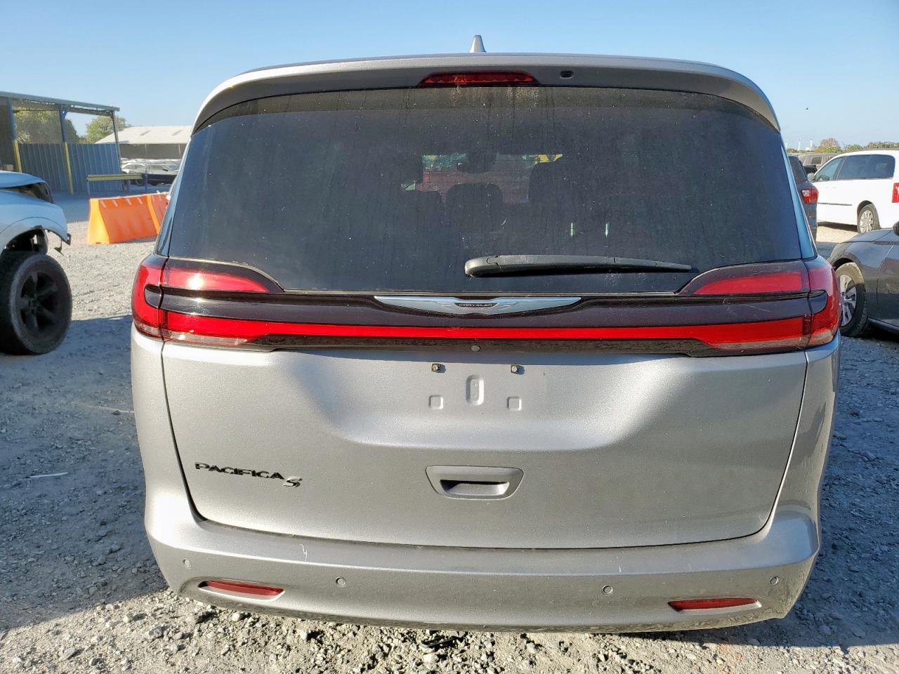 2021 Chrysler Pacifica Touring VIN: 2C4RC1FG1MR571808 Lot: 92386765