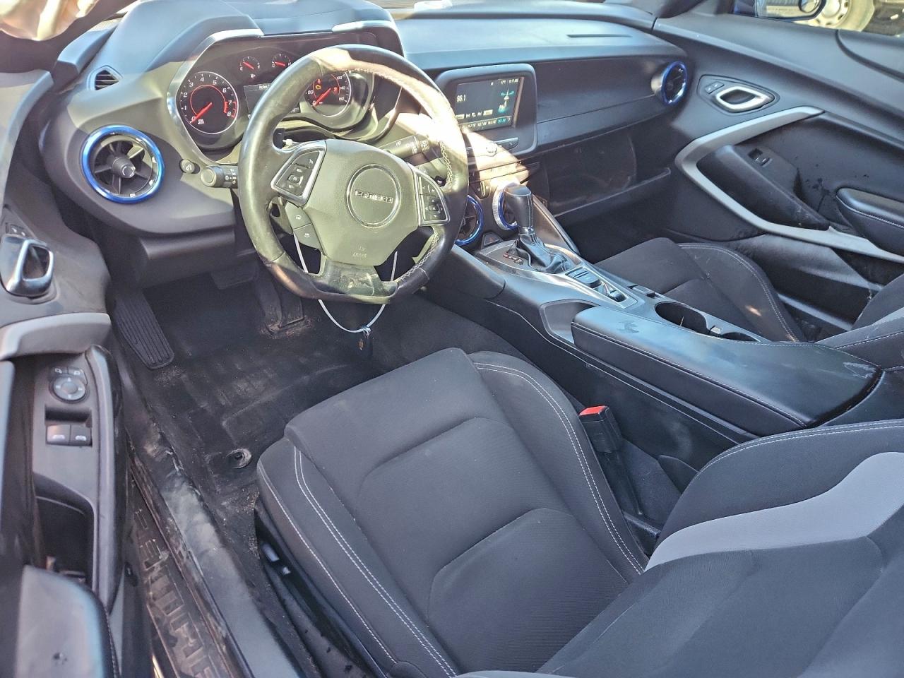 2018 Chevrolet Camaro Lt VIN: 1G1FB1RS2J0153472 Lot: 93877845