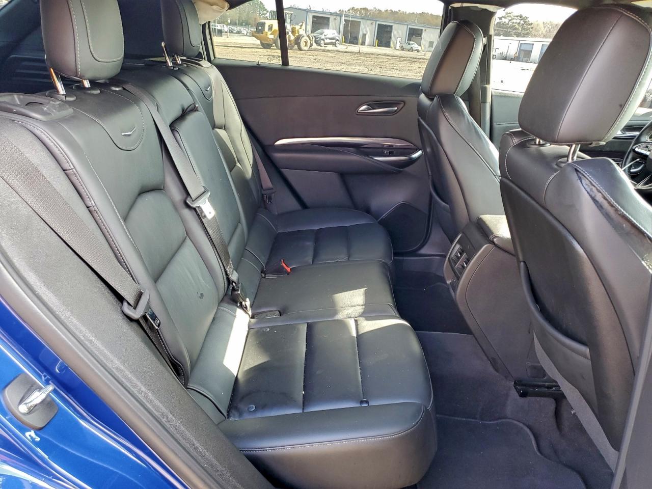 2023 Cadillac Xt4 Luxury VIN: 1GYAZAR44PF129110 Lot: 94388585