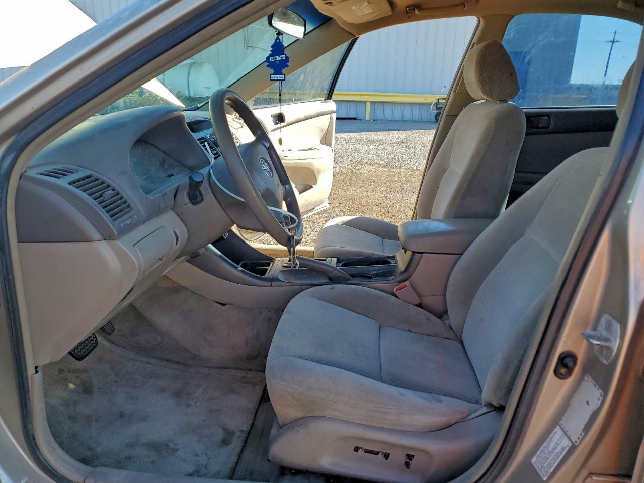 2003 Toyota Camry Le VIN: 4T1BE32K53U192308 Lot: 94190525