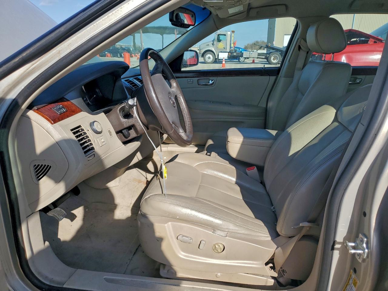 2007 Cadillac Dts VIN: 1G6KD57Y77U200224 Lot: 92678185