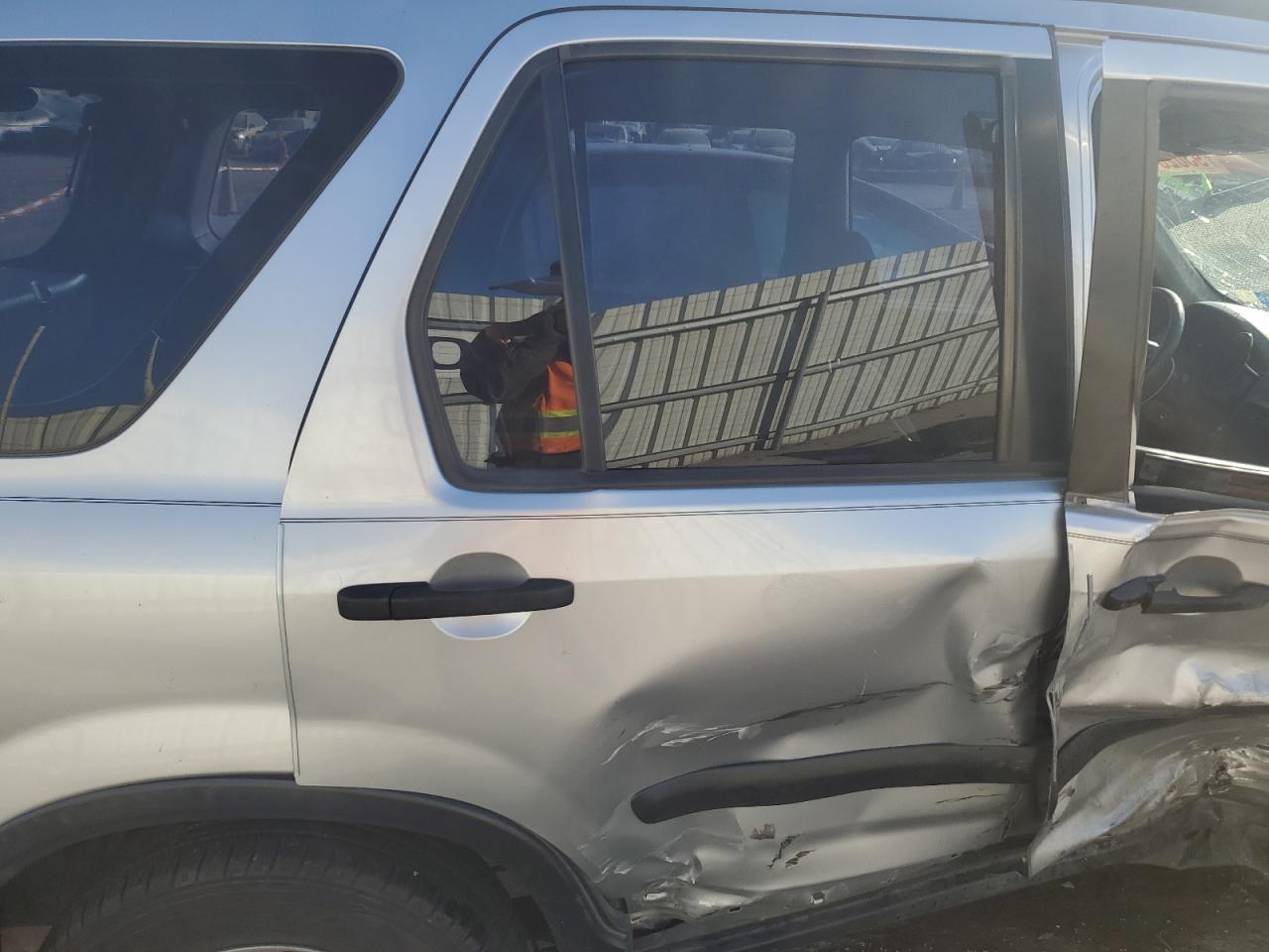 2004 Honda Cr-V Lx VIN: JHLRD68474C024020 Lot: 93023155