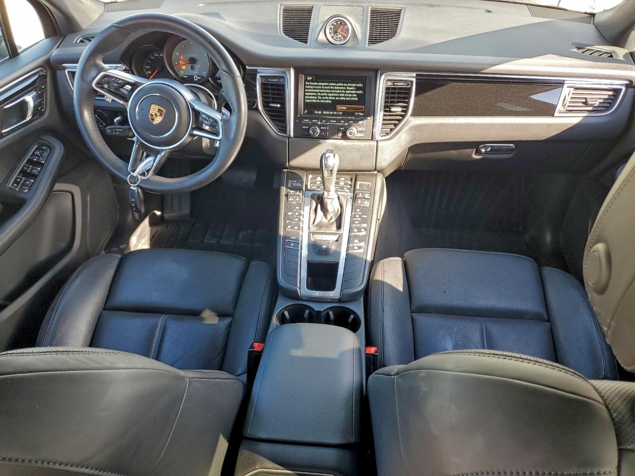 2016 Porsche Macan S VIN: WP1AB2A55GLB53484 Lot: 92941505