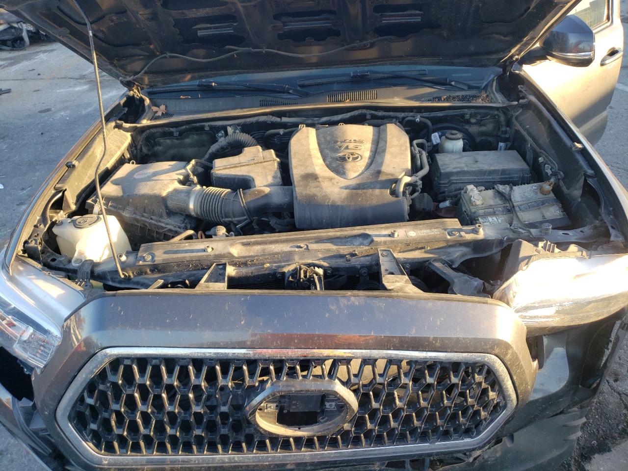 2018 Toyota Tacoma Double Cab VIN: 3TMDZ5BN2JM050426 Lot: 96334595