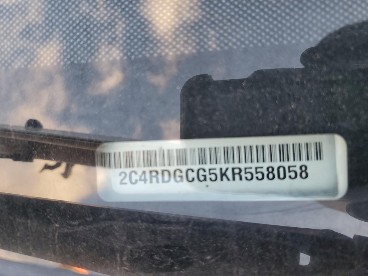 2019 Dodge Grand Caravan Sxt VIN: 2C4RDGCG5KR558058 Lot: 93247425