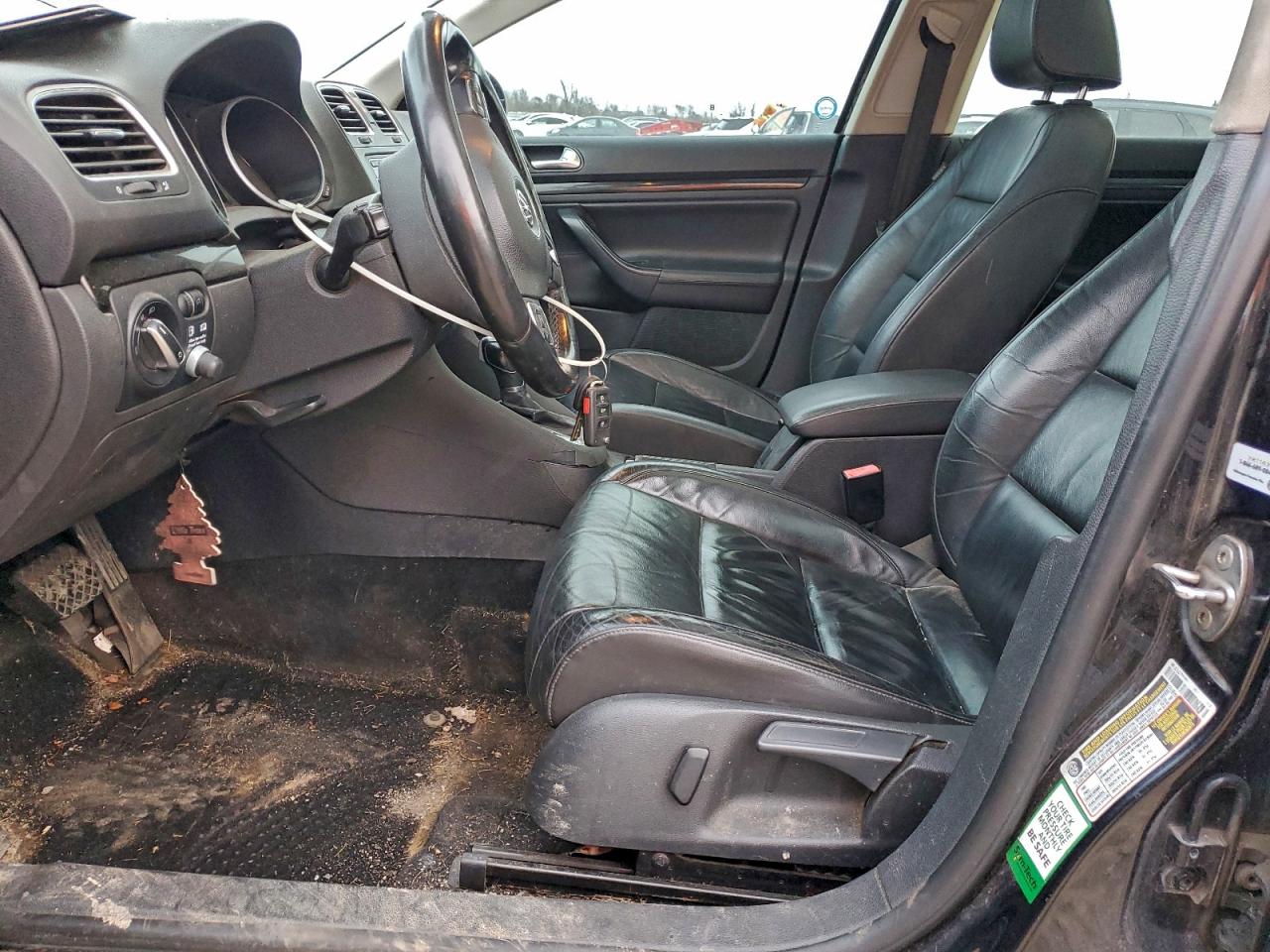 2011 Volkswagen Jetta Tdi VIN: 3VWPL8AJXBM668848 Lot: 94883475