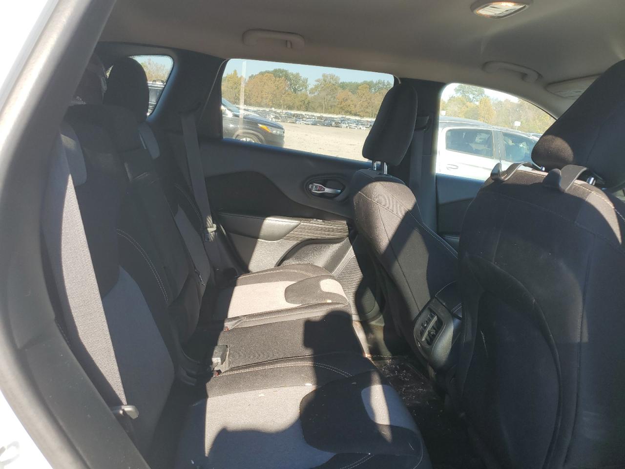 2014 Jeep Cherokee Latitude VIN: 1C4PJMCB6EW219081 Lot: 91313535