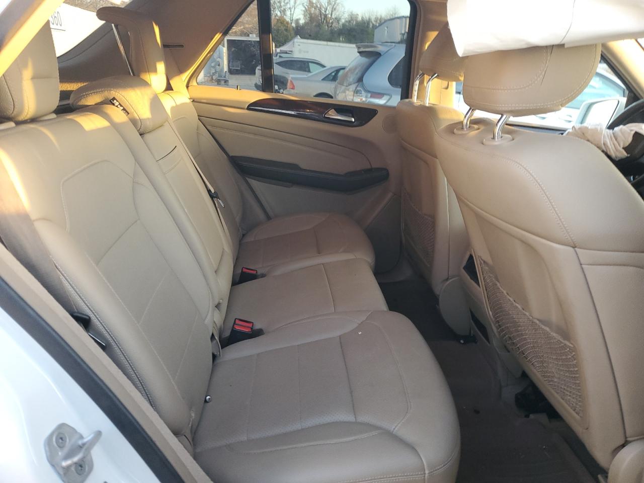 2015 Mercedes-Benz Ml 350 4Matic VIN: 4JGDA5HB5FA615384 Lot: 92463875