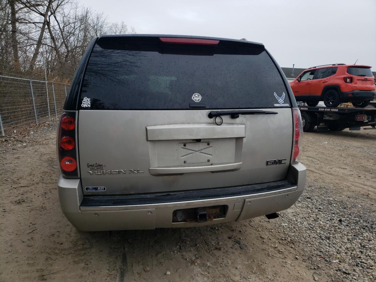 2007 GMC Yukon Xl Denali VIN: 1GKFK66837J384448 Lot: 93108615