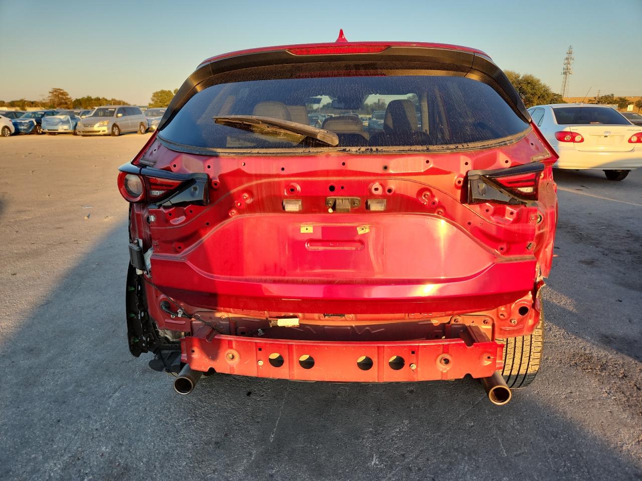 2019 Mazda Cx-5 Grand Touring VIN: JM3KFADM4K1590461 Lot: 93668055