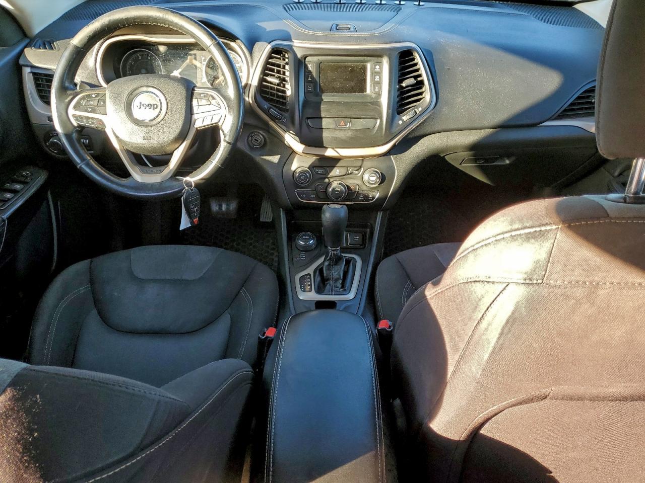 2015 Jeep Cherokee Sport VIN: 1C4PJMAB0FW769414 Lot: 93855365