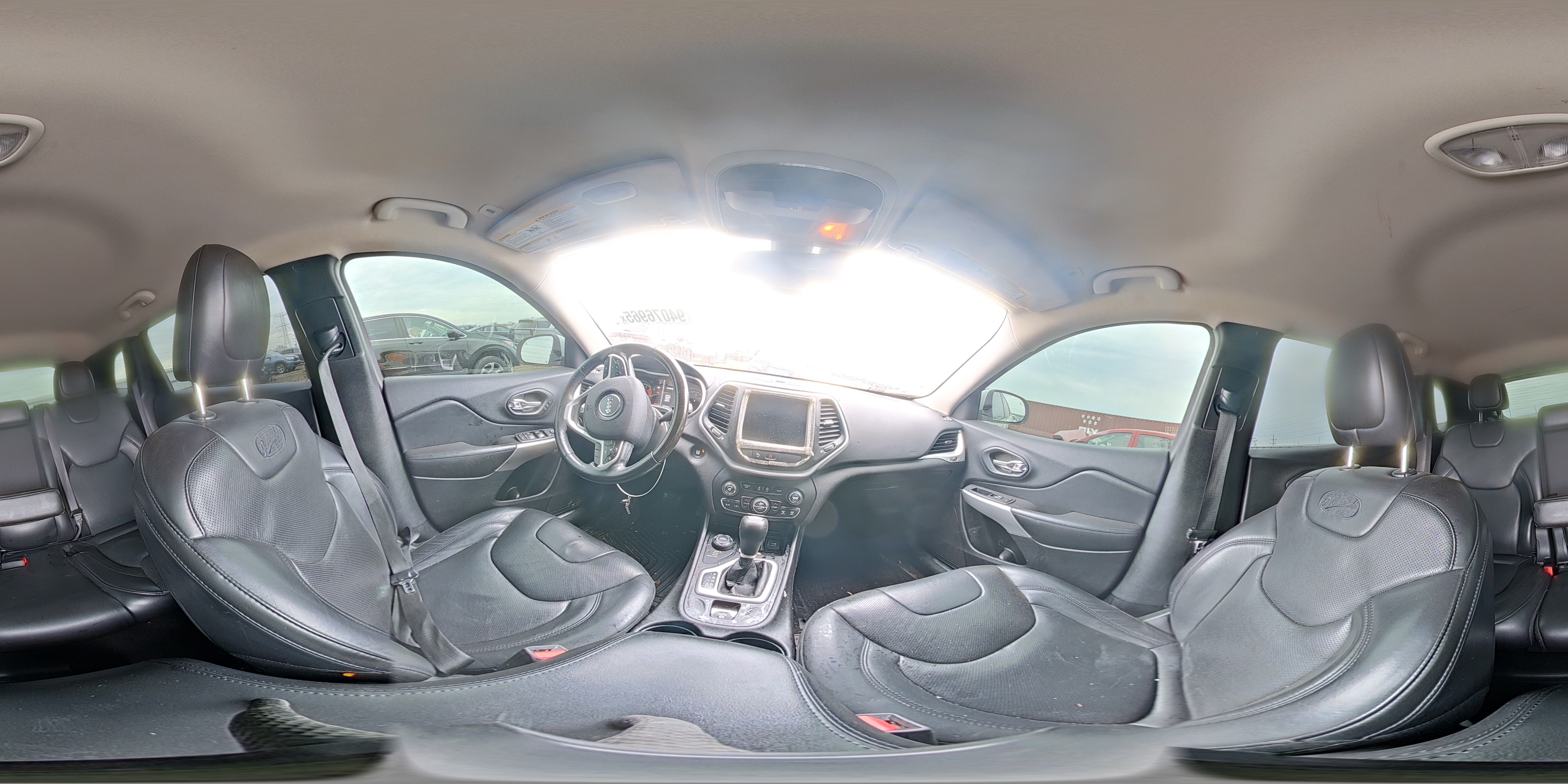 2018 Jeep Cherokee Overland VIN: 1C4PJMJX5JD594285 Lot: 94076965