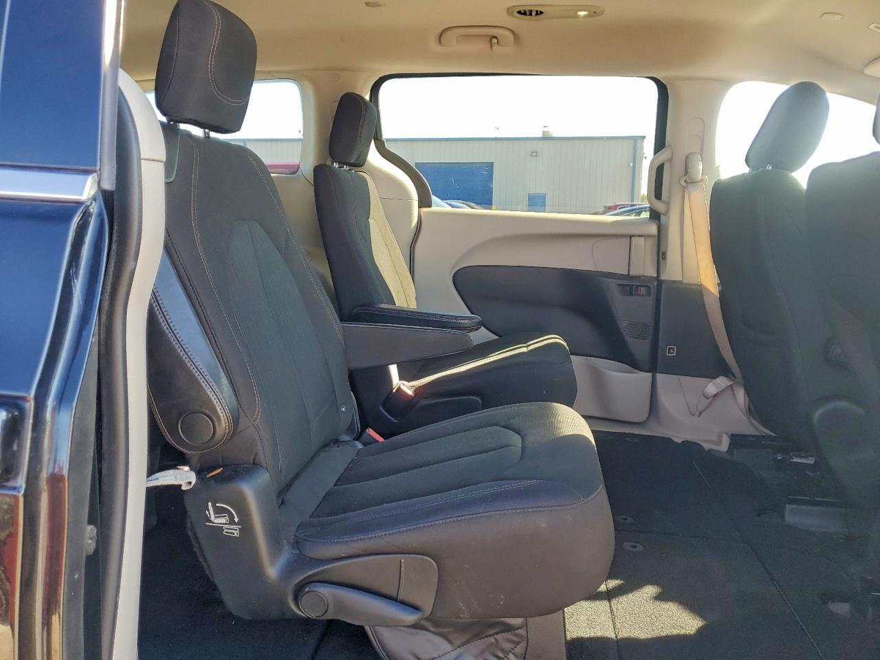 2018 Chrysler Pacifica Touring VIN: 2C4RC1DG9JR130345 Lot: 93864095