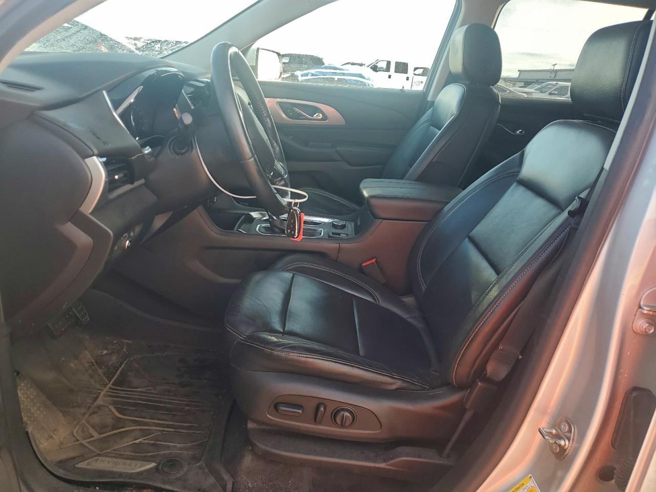 2018 Chevrolet Traverse Lt VIN: 1GNEVHKW3JJ111653 Lot: 93088105