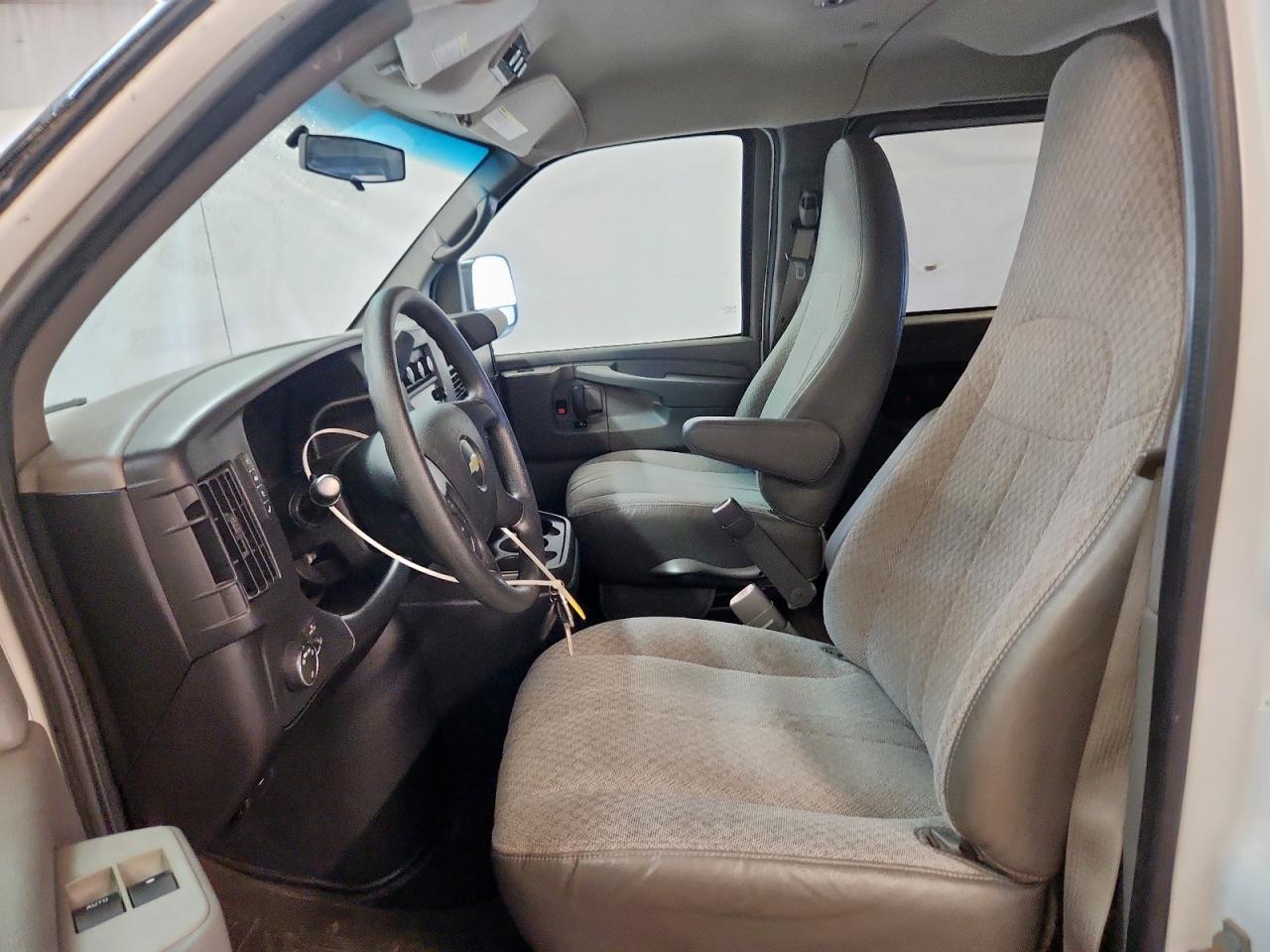 2013 Chevrolet Express G2500 Lt VIN: 1GAWGRFA4D1115090 Lot: 92719895