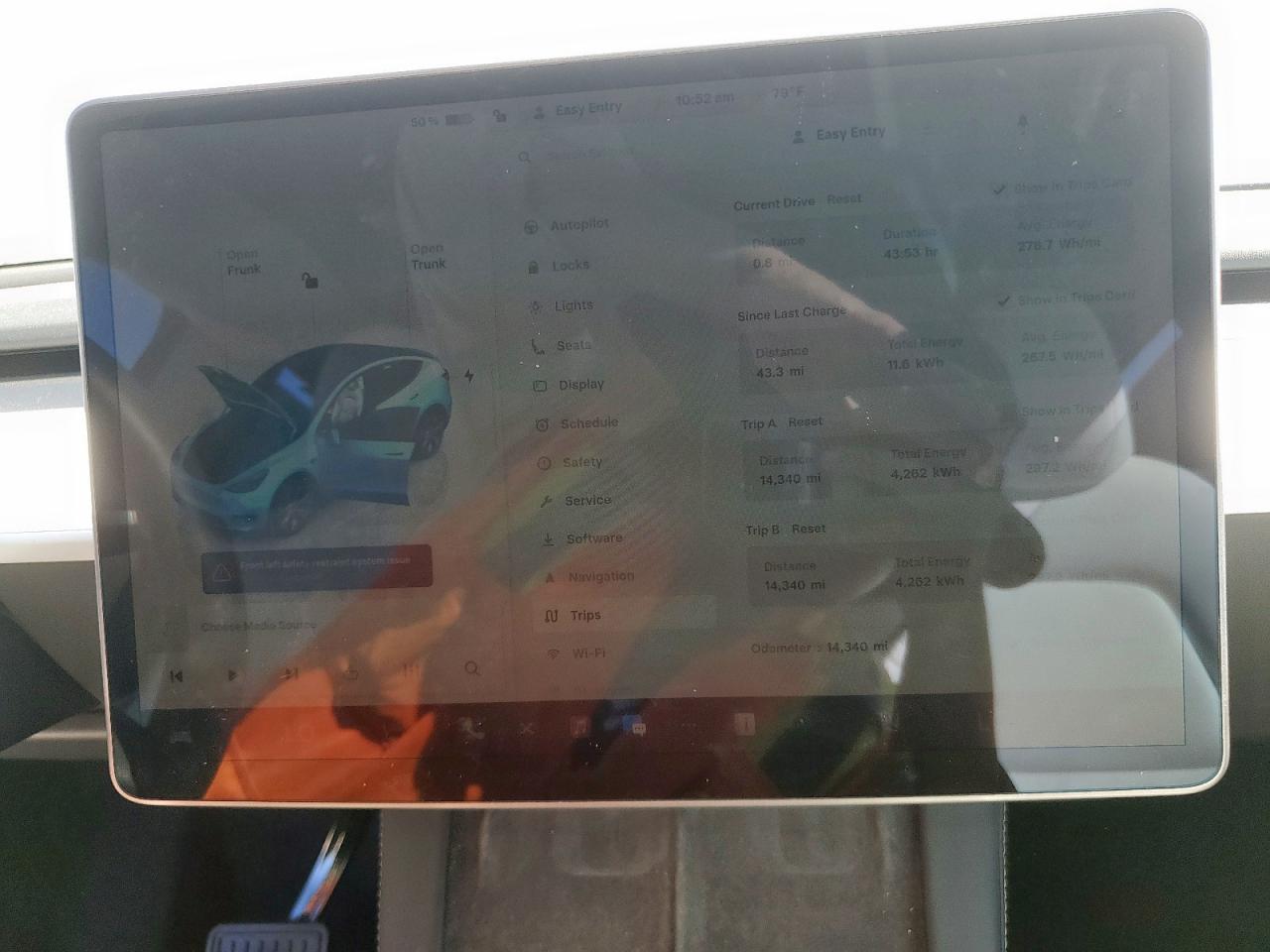 2024 Tesla Model Y VIN: 7SAYGDEE8RA278878 Lot: 91711105