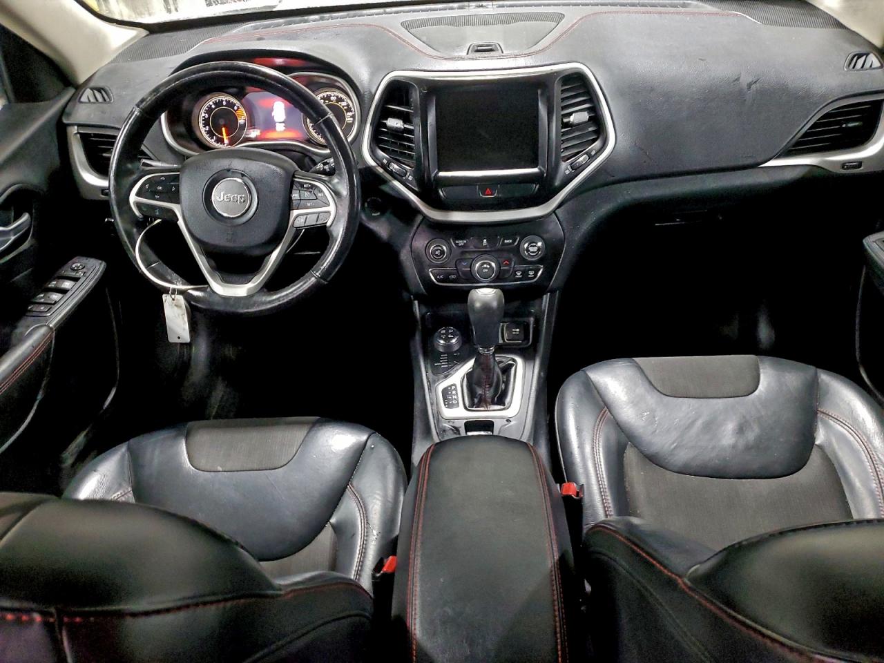 2016 Jeep Cherokee Trailhawk VIN: 1C4PJMBB6GW225841 Lot: 93994445