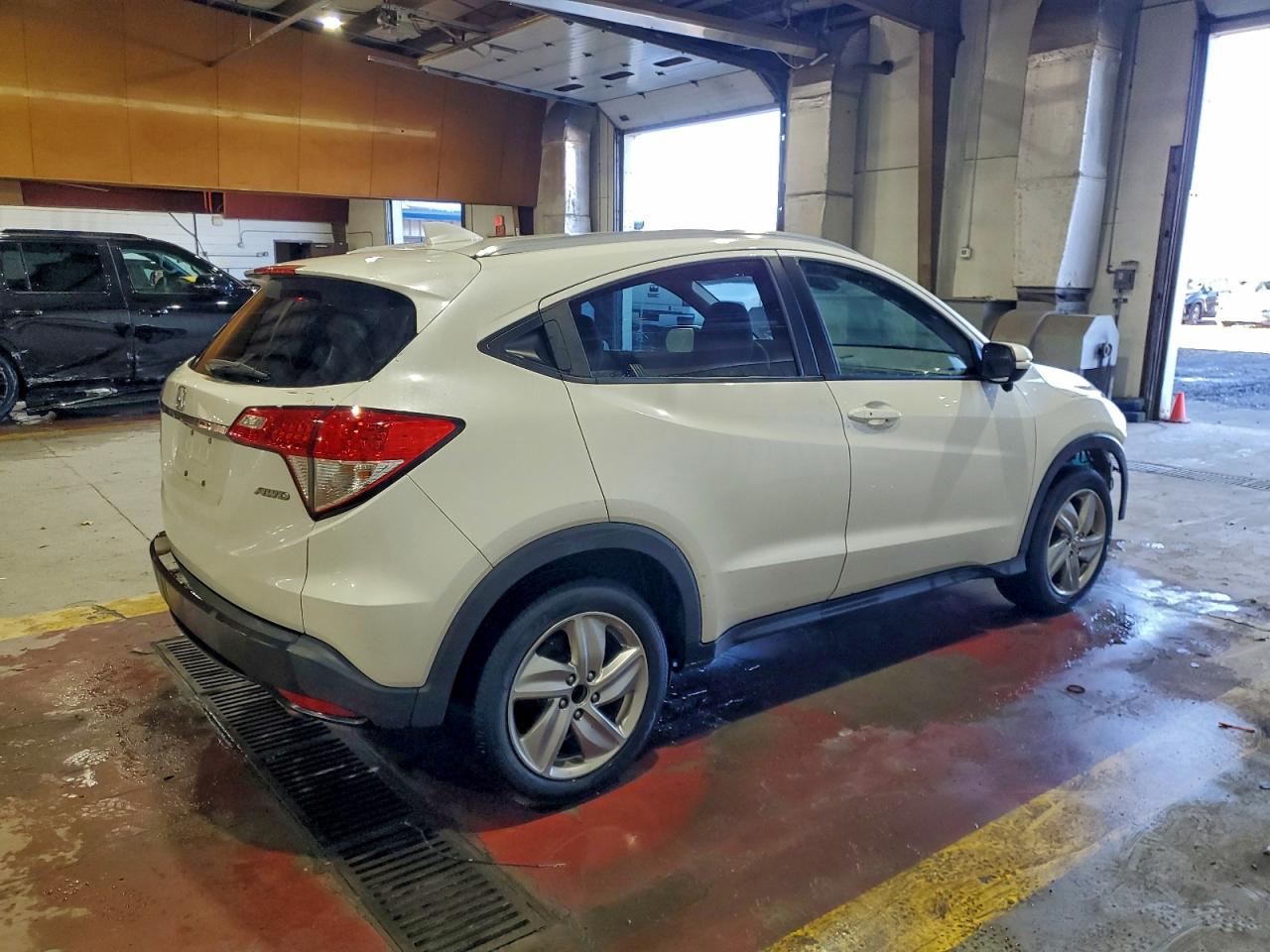 2019 Honda Hr-V Ex VIN: 3CZRU6H51KM741427 Lot: 92801825