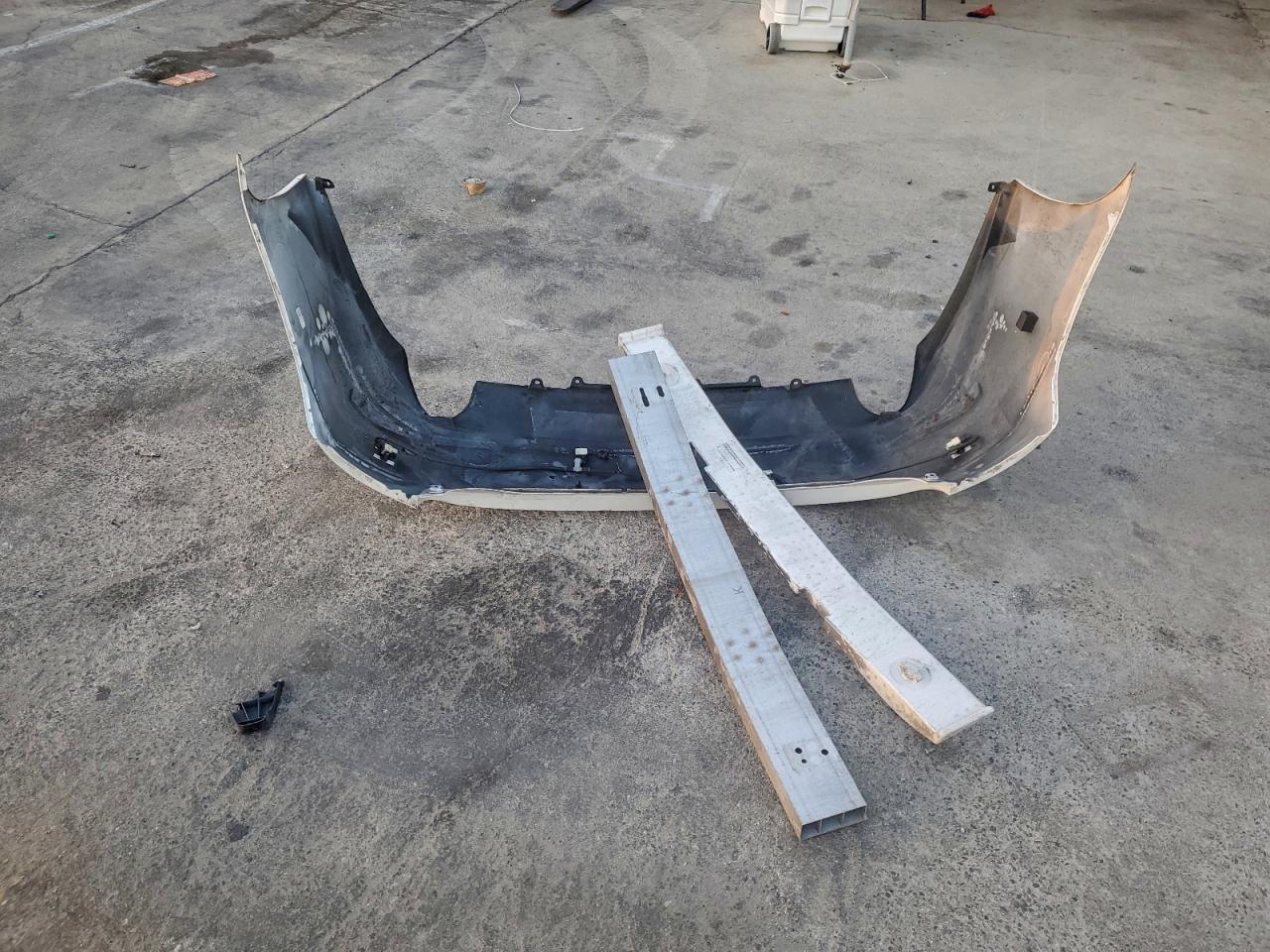 2013 Lexus Es 350 VIN: JTHBK1GG4D2010146 Lot: 94378635