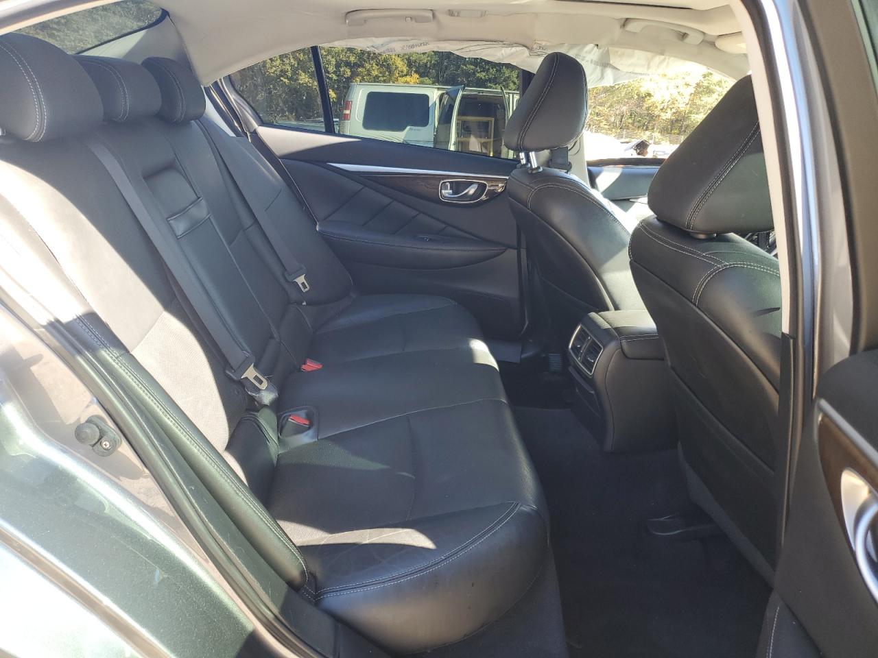 2015 Infiniti Q50 Base VIN: JN1BV7AR8FM396943 Lot: 91166035