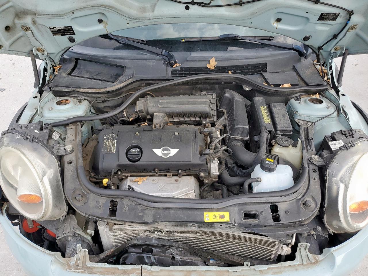 2011 Mini Cooper VIN: WMWSU3C5XBT253492 Lot: 93633435