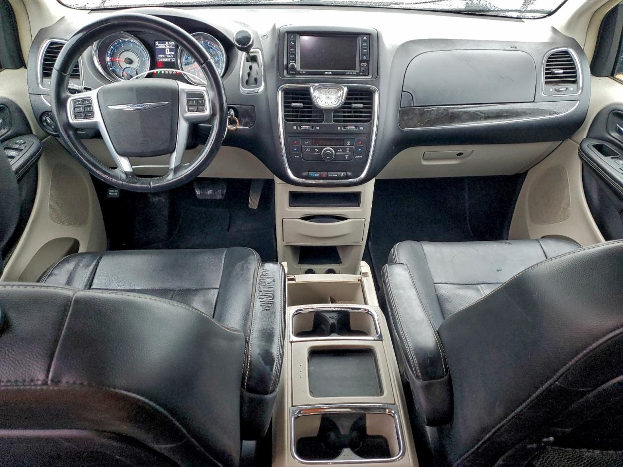 2012 Chrysler Town & Country Touring VIN: 2C4RC1BG4CR352877 Lot: 93567235